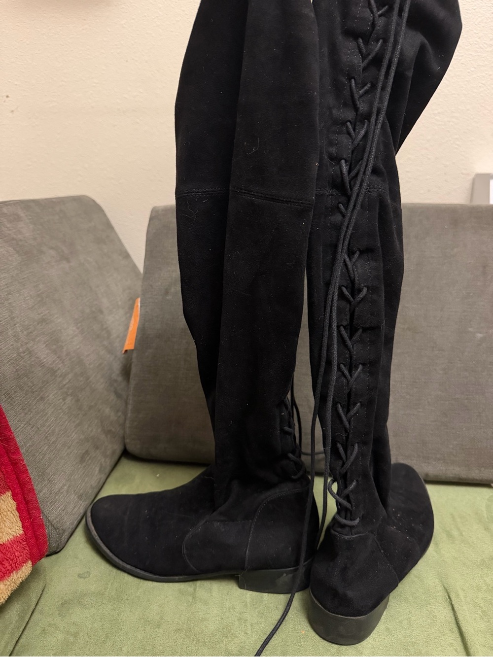 🚨Women’s Black Over-the-Knee Boots🚨